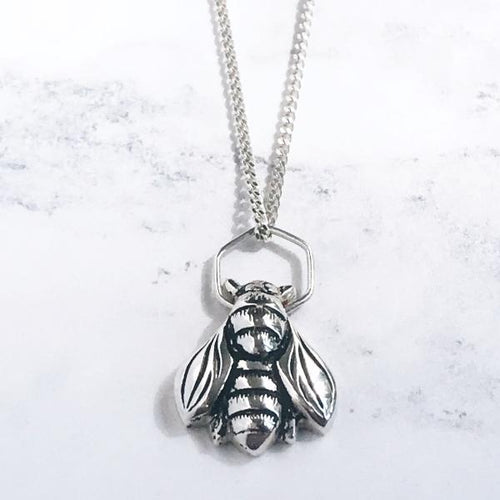 Bee necklace silver on adjustable silver chain