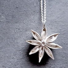 Load image into Gallery viewer, Limited Edition Silver oriental star necklace