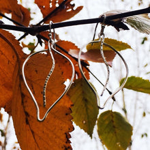 Load image into Gallery viewer, Leaf earrings silver