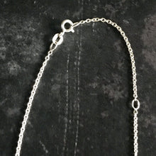 Load image into Gallery viewer, Limited Edition Silver oriental star necklace