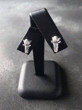 Load image into Gallery viewer, Silver Clove earrings stud with butterflies
