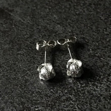 Load image into Gallery viewer, Silver Clove Earrings - Small studs
