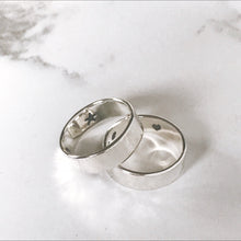 Load image into Gallery viewer, word of the year silver rings woth star and heart
