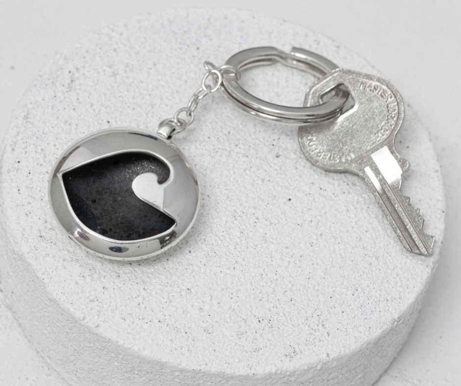On the crest of a wave silver keyring
